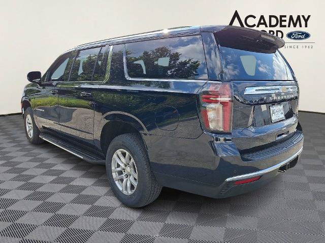 Used 2022 Chevrolet Suburban LT AWD/4WD image 4