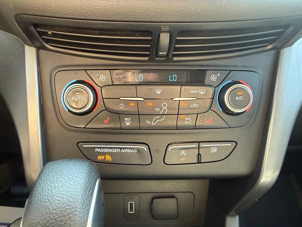 Certified 2018 Ford Escape SE w/ SE Sync 3 Package FWD image 24