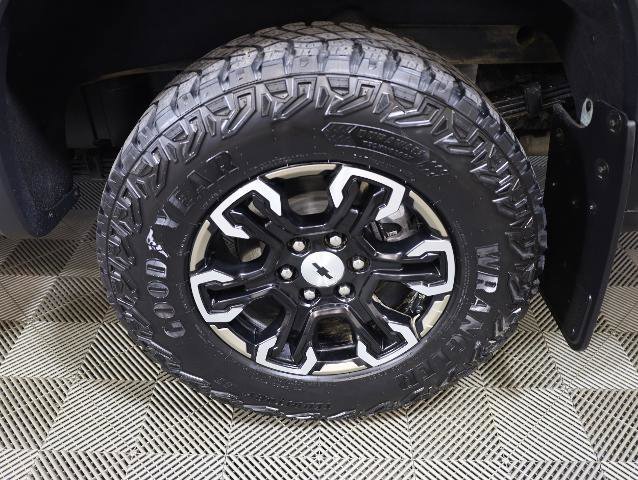 Used 2024 Chevrolet Silverado 1500 ZR2 image 22