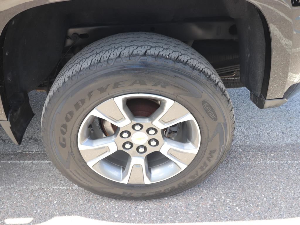 Used 2020 Chevrolet Colorado Z71 AWD/4WD image 14