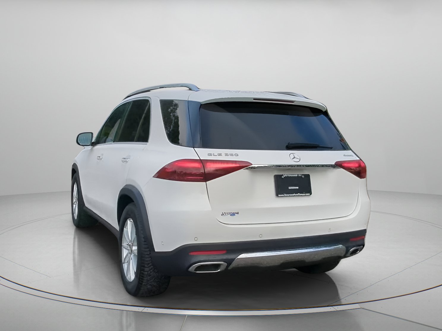 Used 2025 Mercedes-Benz GLE 350 4MATIC w/ Driver Assistance Package image 22