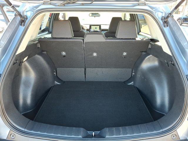 Used 2024 Toyota Corolla Cross LE image 29