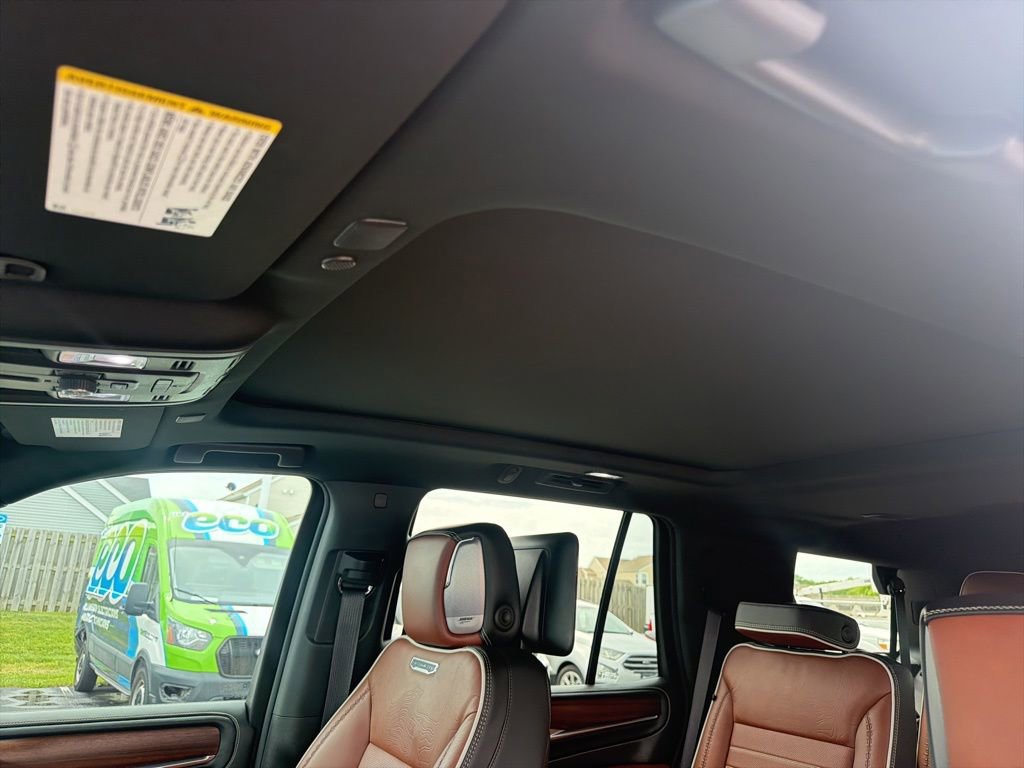 Used 2024 GMC Yukon Denali Ultimate AWD/4WD image 25