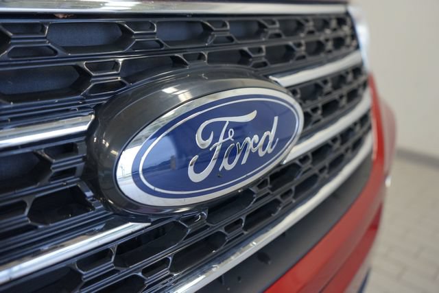 Certified 2023 Ford Explorer XLT w/ Equipment Group 202A AWD/4WD image 18