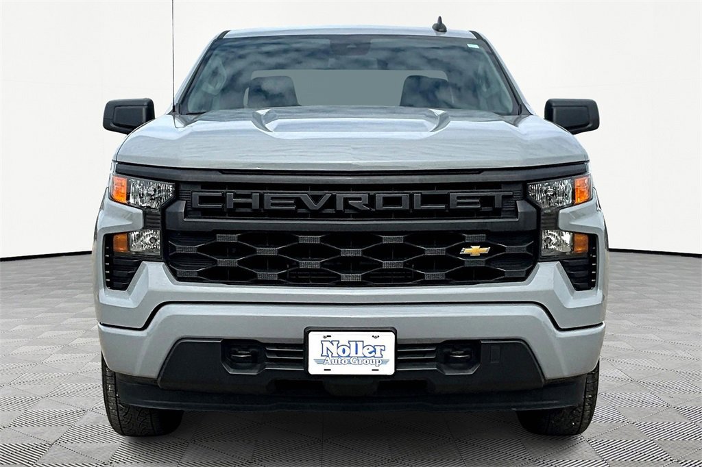 Used 2024 Chevrolet Silverado 1500 Custom image 6