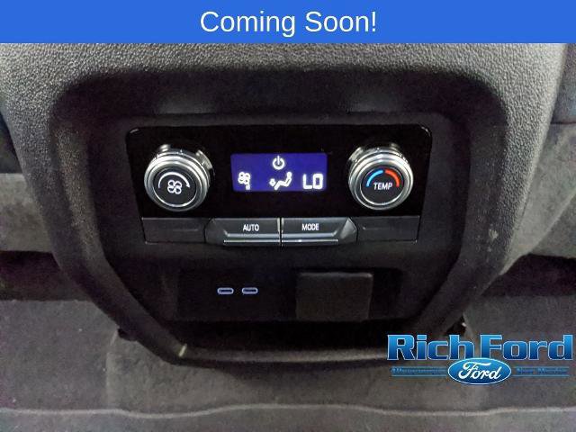 Used 2024 GMC Acadia Elevation image 12