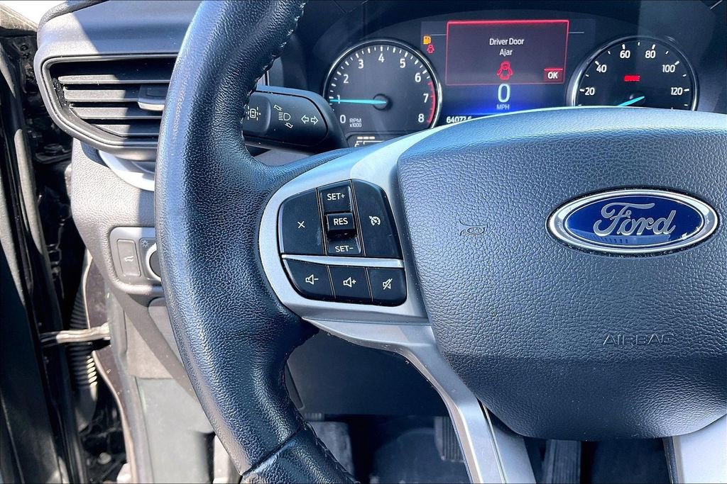 Certified 2022 Ford Explorer XLT w/ Class IV Trailer Tow Package image 16