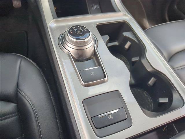 Certified 2024 Ford Edge SEL w/ Convenience Package AWD/4WD image 12
