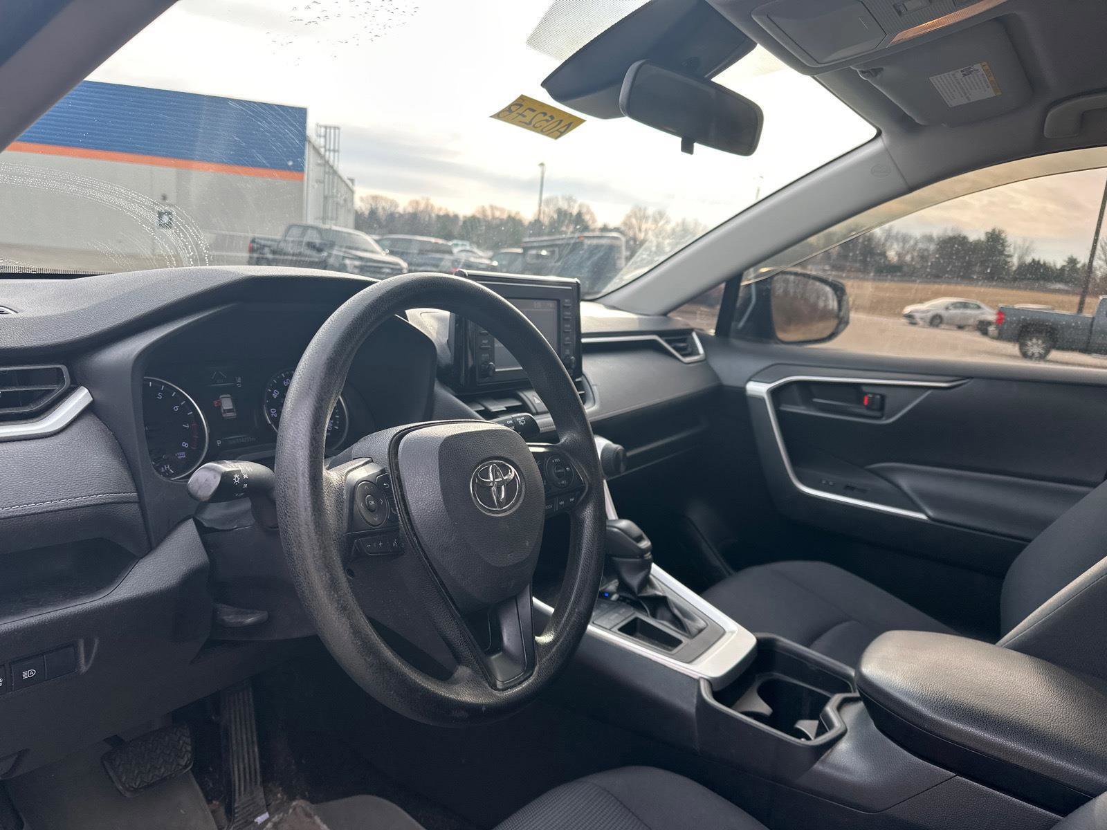 Used 2019 Toyota RAV4 LE image 15