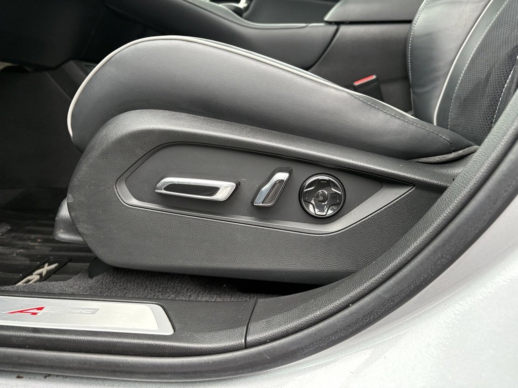 Used 2020 Acura RDX A-Spec image 19