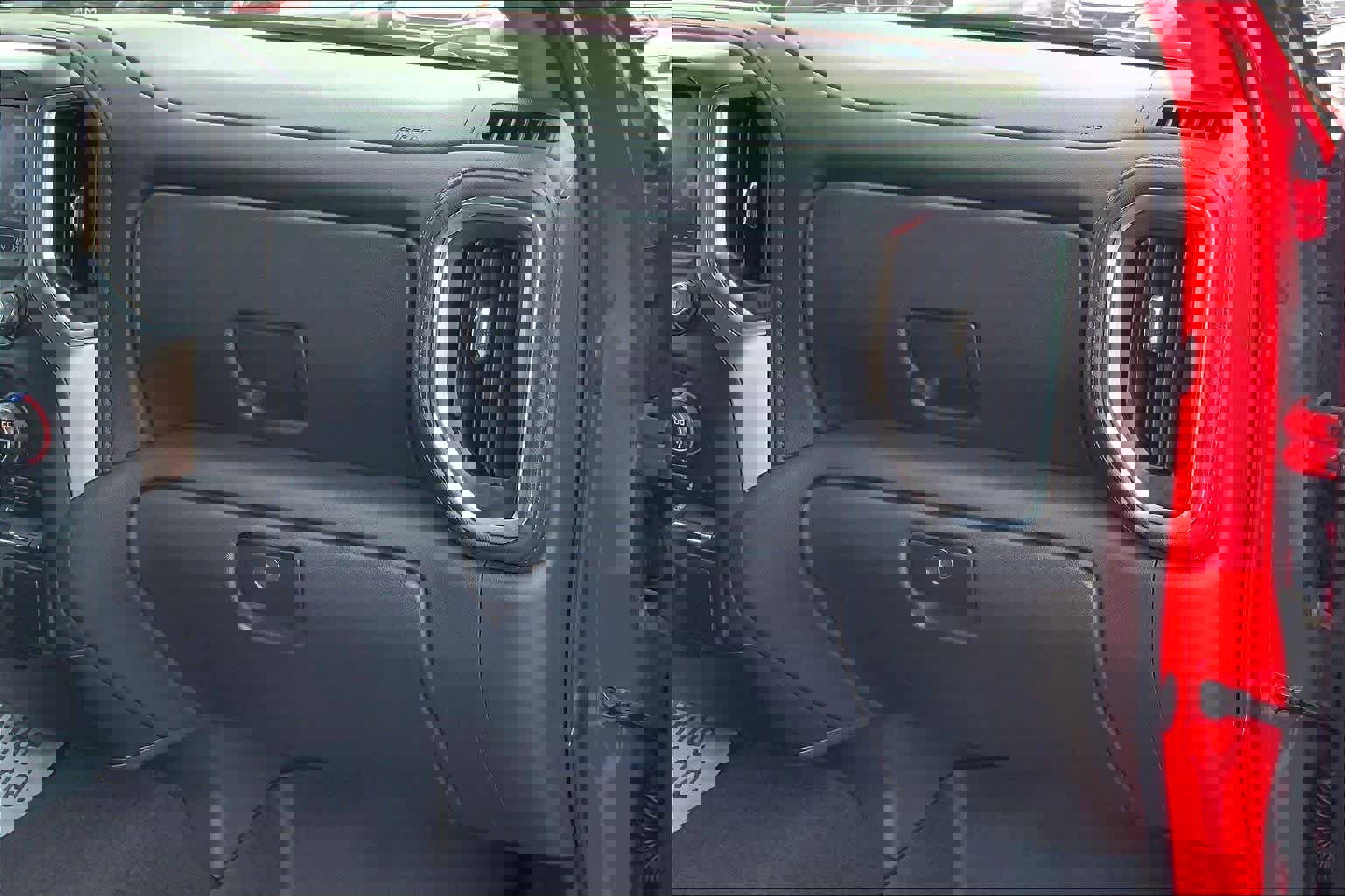 Used 2020 Chevrolet Silverado 1500 LT w/ Texas Edition image 19