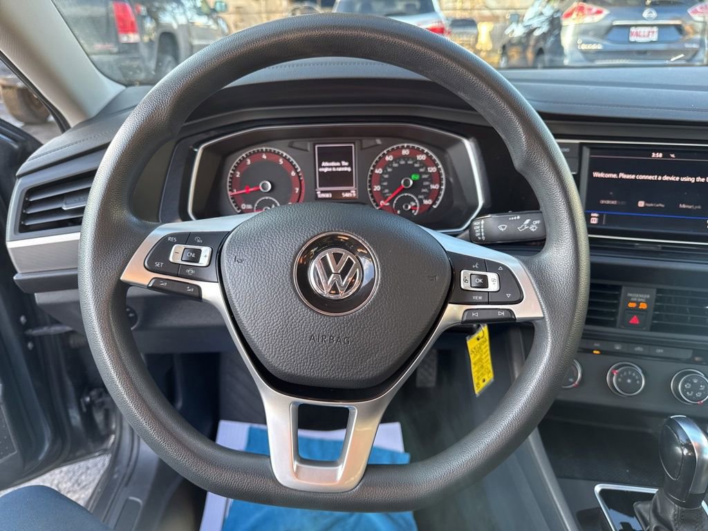 Used 2019 Volkswagen Jetta S image 3