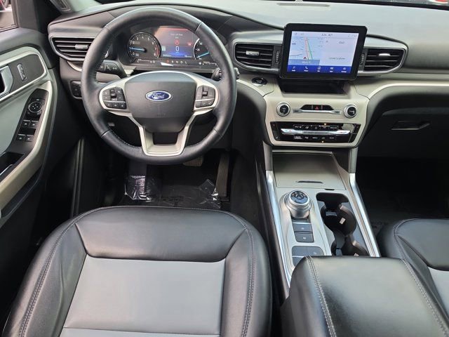 Certified 2023 Ford Explorer XLT w/ Equipment Group 202A image 17