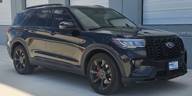 Certified 2025 Ford Explorer ST AWD/4WD image 7