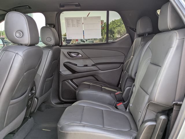 Used 2023 Chevrolet Traverse LT FWD image 14