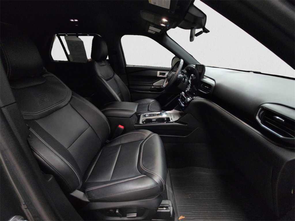 Certified 2023 Ford Explorer ST w/ Technology Package image 30