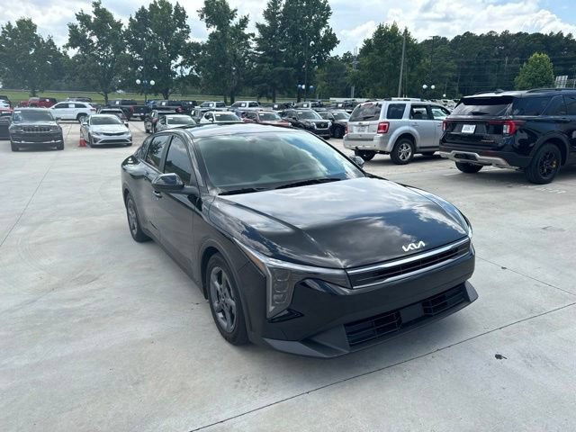 Used 2025 Kia K4 FWD image 2