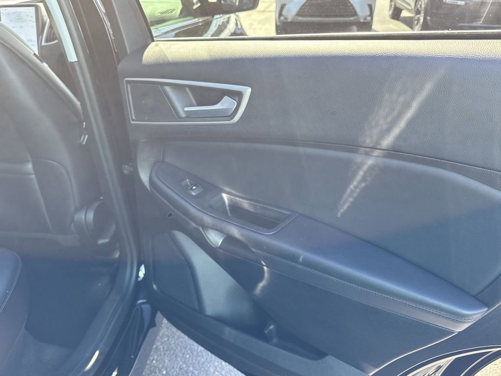 Certified 2024 Ford Edge SEL image 10