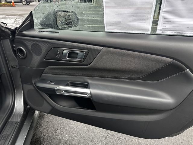 Certified 2025 Ford Mustang Convertible image 35