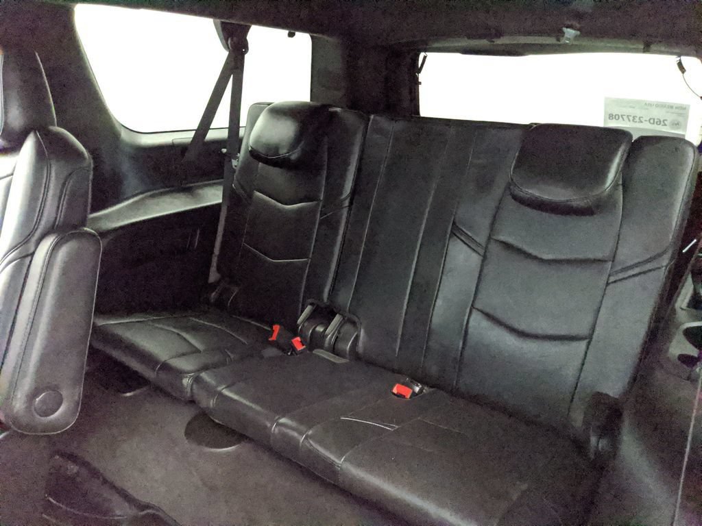 Used 2019 Cadillac Escalade ESV Platinum AWD/4WD image 20