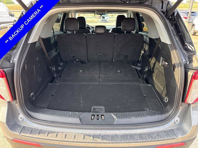 Certified 2023 Ford Explorer XLT w/ Equipment Group 202A AWD/4WD image 11