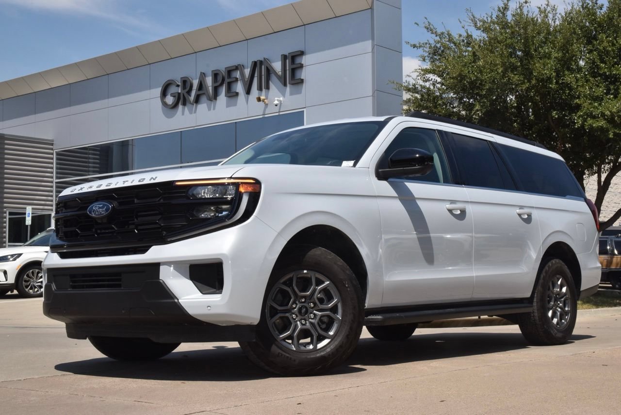 Certified 2025 Ford Expedition Max Active RWD image 2