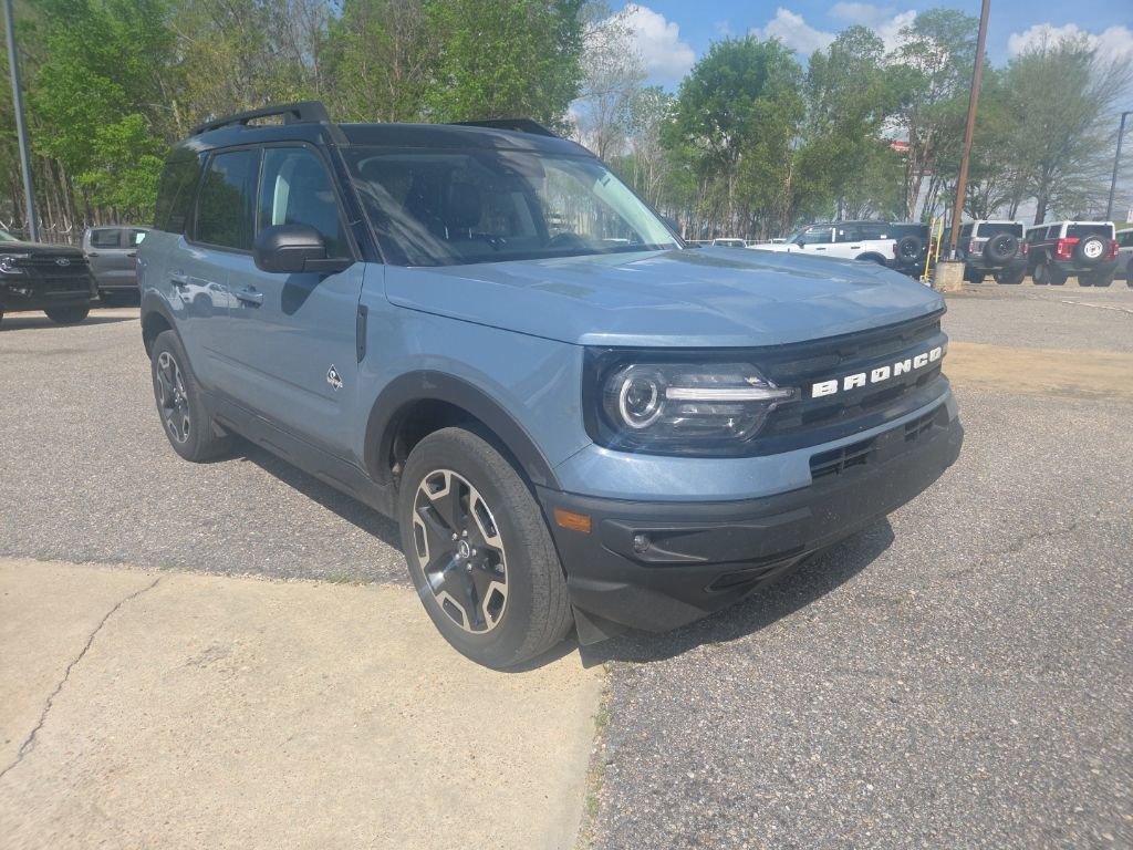 Certified 2024 Ford Bronco Sport Outer Banks w/ Tech Package image 8