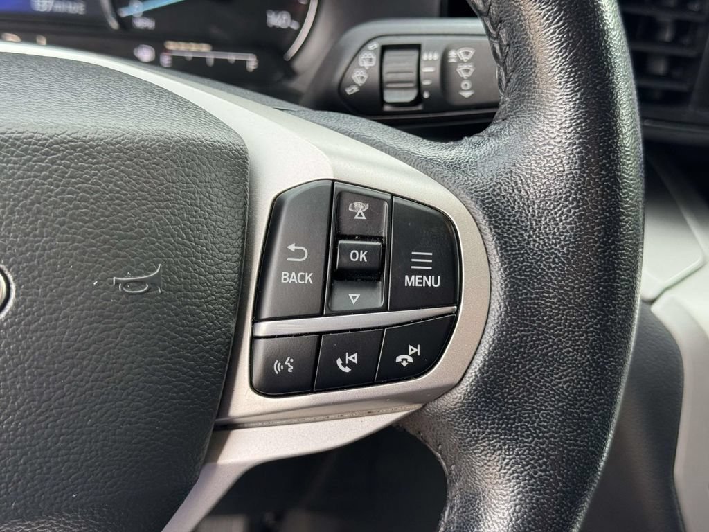 Certified 2022 Ford Explorer XLT AWD/4WD image 12