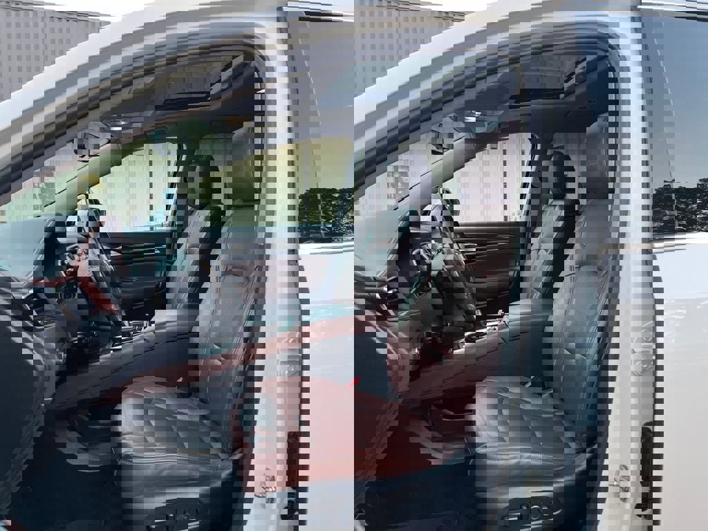 Used 2021 Buick Enclave Avenir w/ Avenir Technology Package image 10