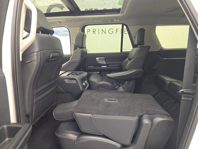 Certified 2025 Ford Expedition Max Platinum image 21