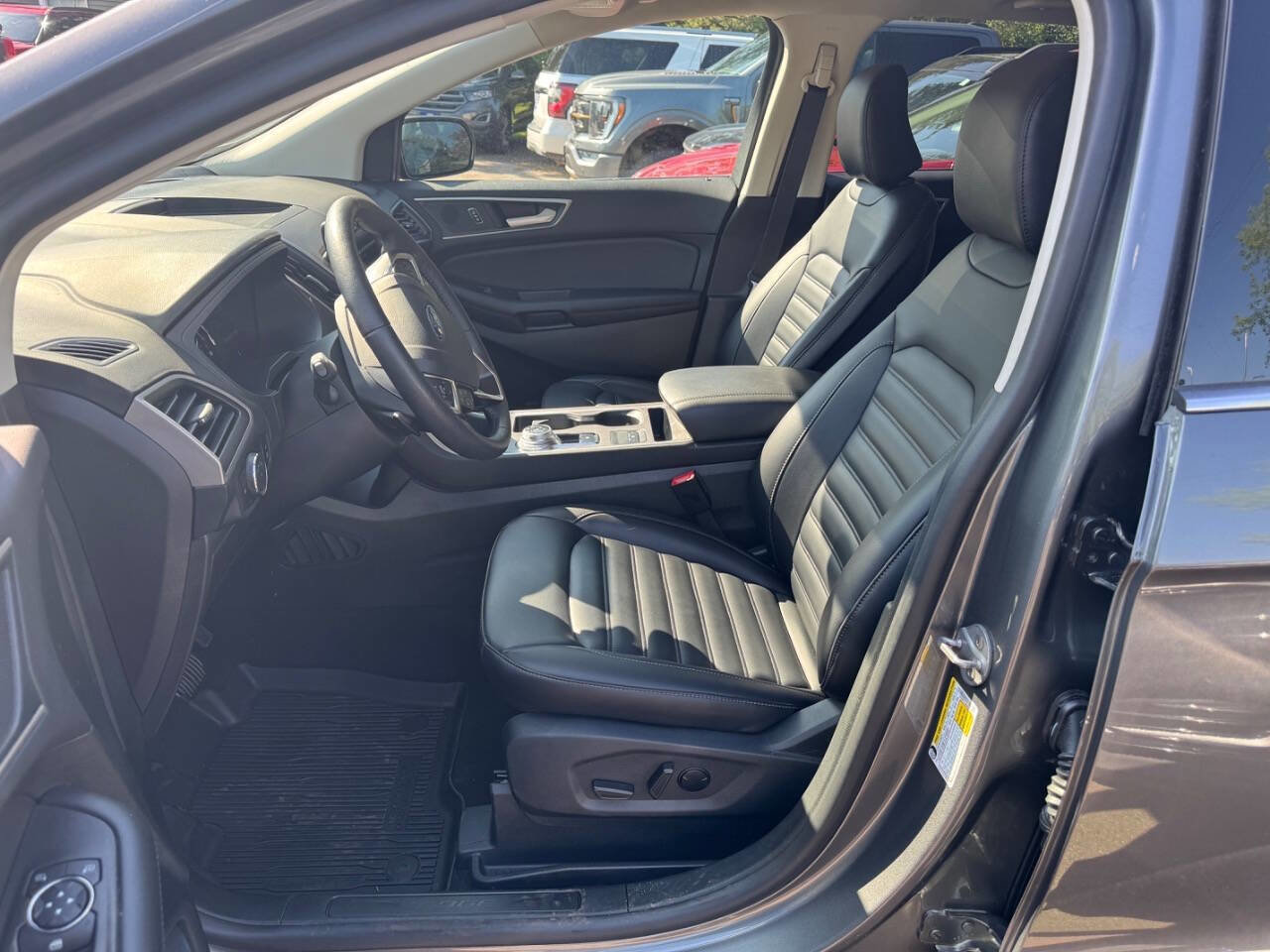 Certified 2024 Ford Edge SEL w/ Convenience Package AWD/4WD image 10