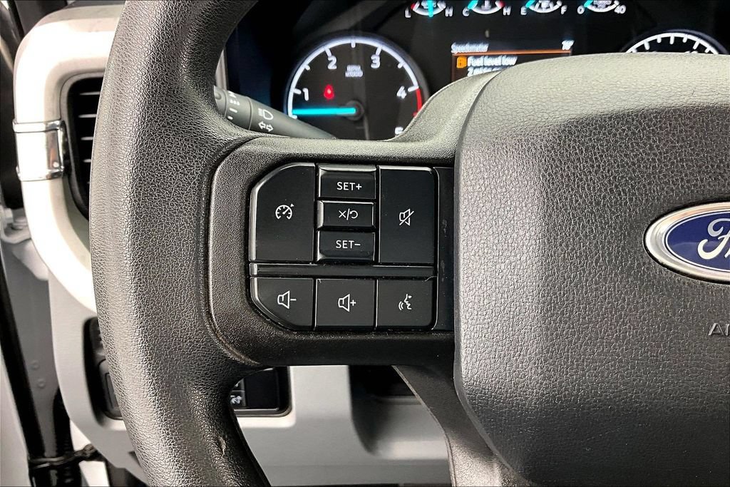 Certified 2025 Ford F250 XLT w/ FX4 Off-Road Package AWD/4WD image 19