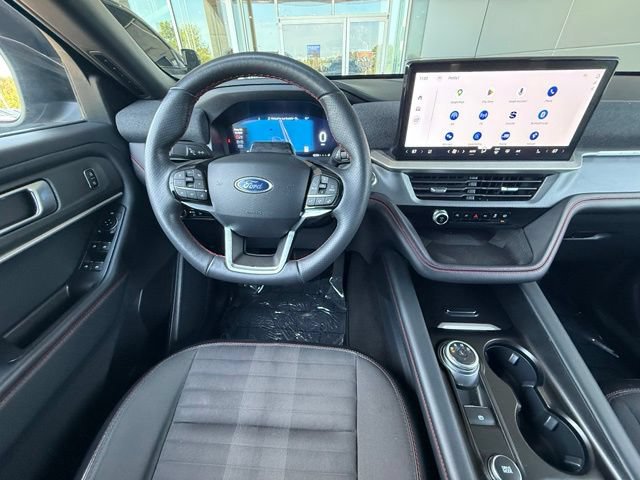 Certified 2025 Ford Explorer ST-Line AWD/4WD image 22