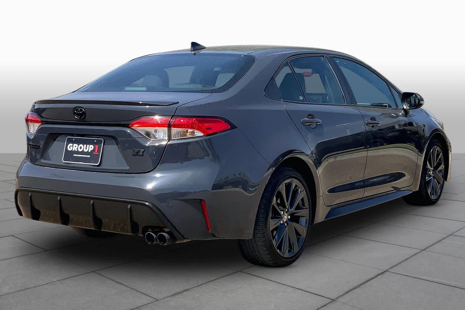Used 2024 Toyota Corolla SE FWD image 13