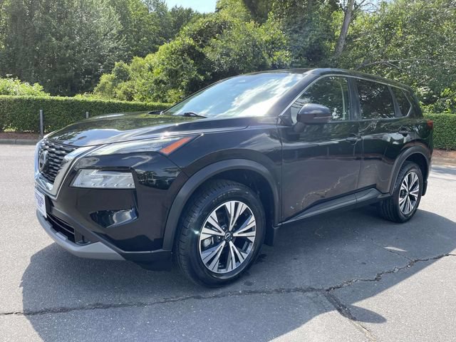 Used 2022 Nissan Rogue SV FWD image 3