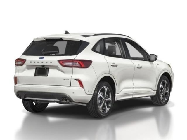 Certified 2023 Ford Escape ST-Line Elite w/ Premium Technology Package AWD/4WD image 2