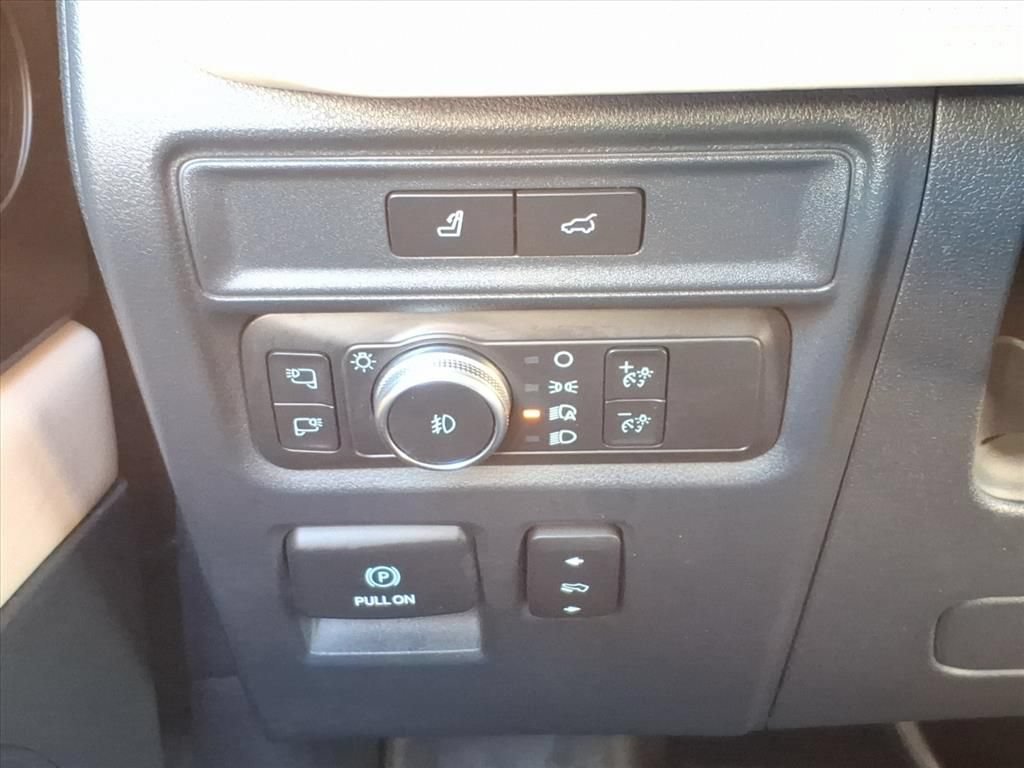 Certified 2022 Ford Expedition Max Platinum AWD/4WD image 18