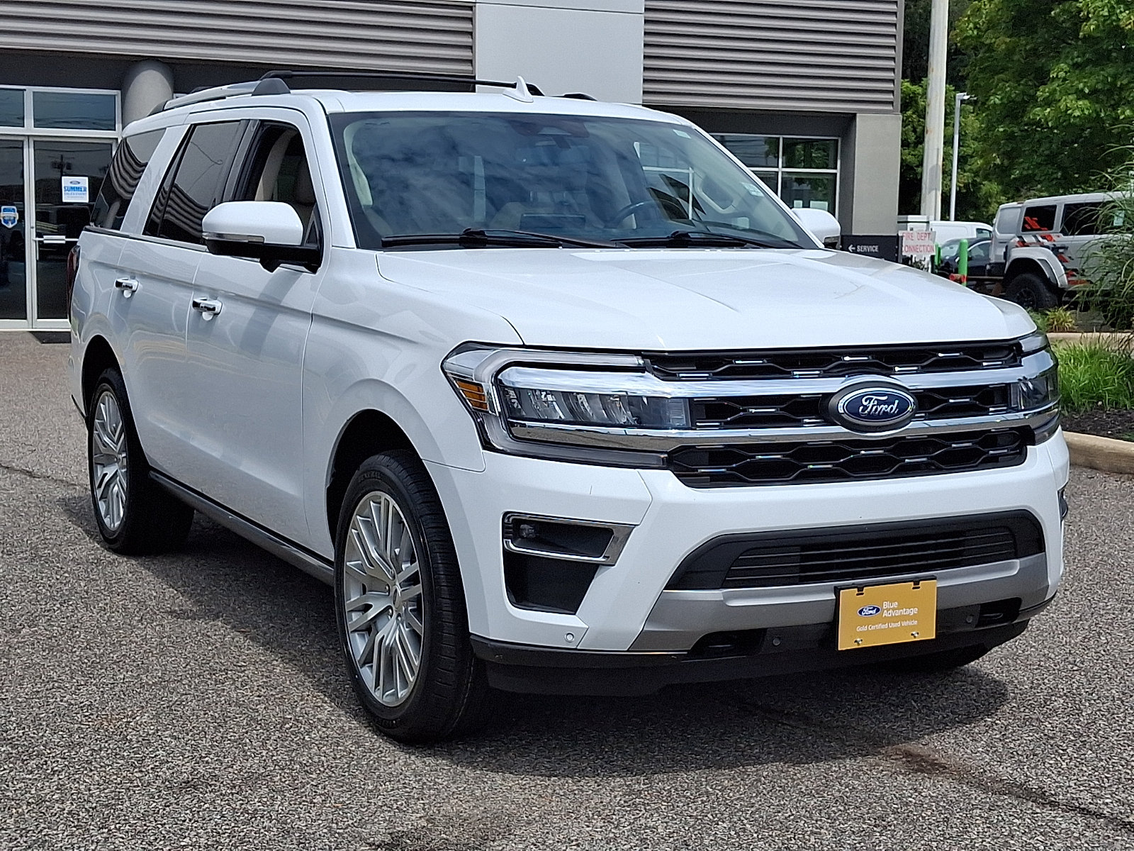 Certified 2023 Ford Expedition Limited AWD/4WD image 2