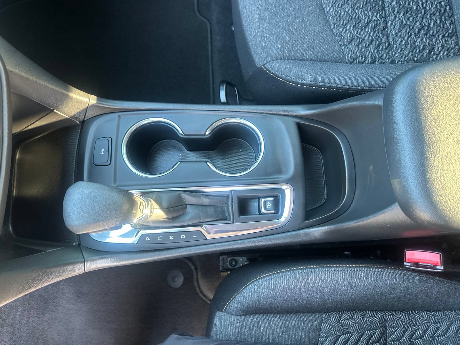 Used 2022 Chevrolet Equinox LT FWD image 16