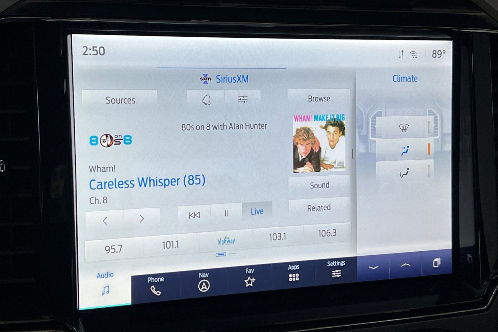 Certified 2022 Ford F250 Lariat w/ Black Appearance Package image 18