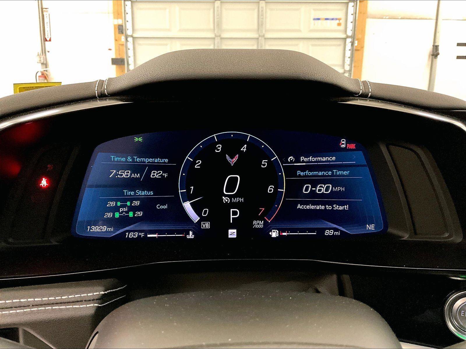 Used 2022 Chevrolet Corvette Stingray Coupe w/ 1LT RWD image 18