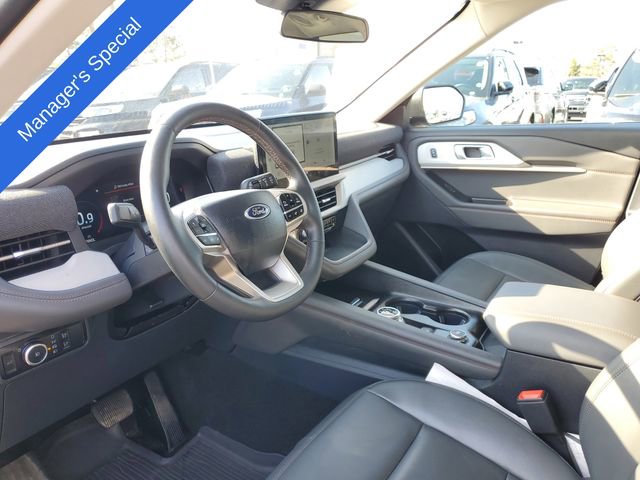 Certified 2025 Ford Explorer Active w/ Active Comfort Package AWD/4WD image 15