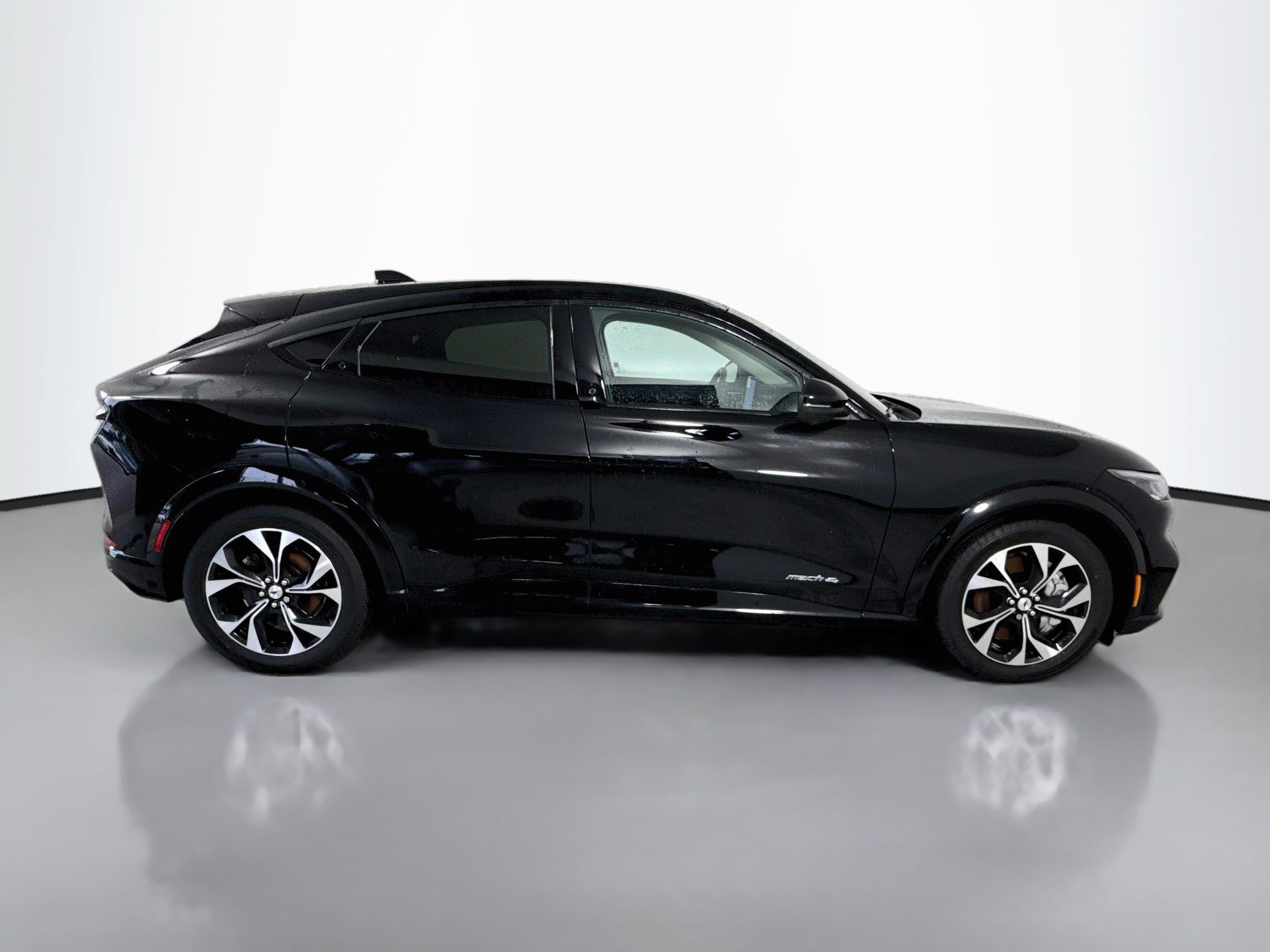 Certified 2023 Ford Mustang Mach-E Premium AWD/4WD image 13