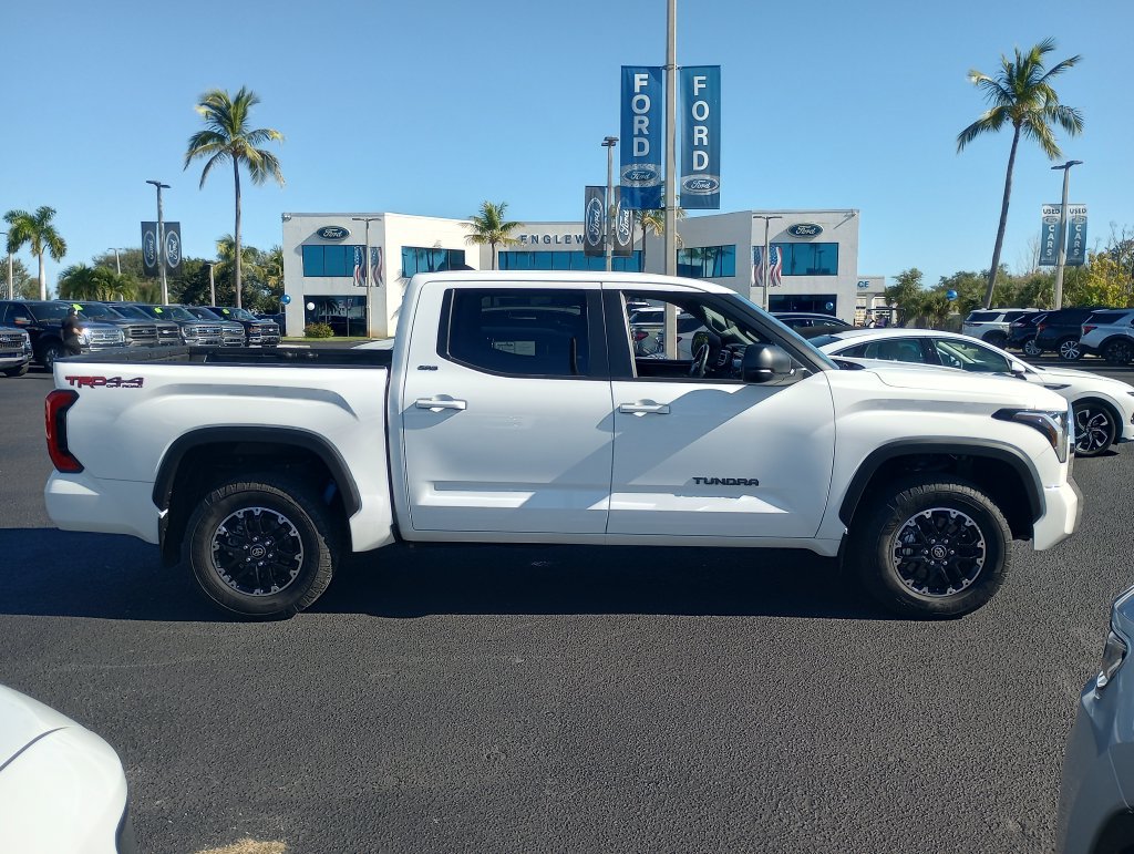 Used 2025 Toyota Tundra SR5 w/ TRD Off-Road Package AWD/4WD image 8