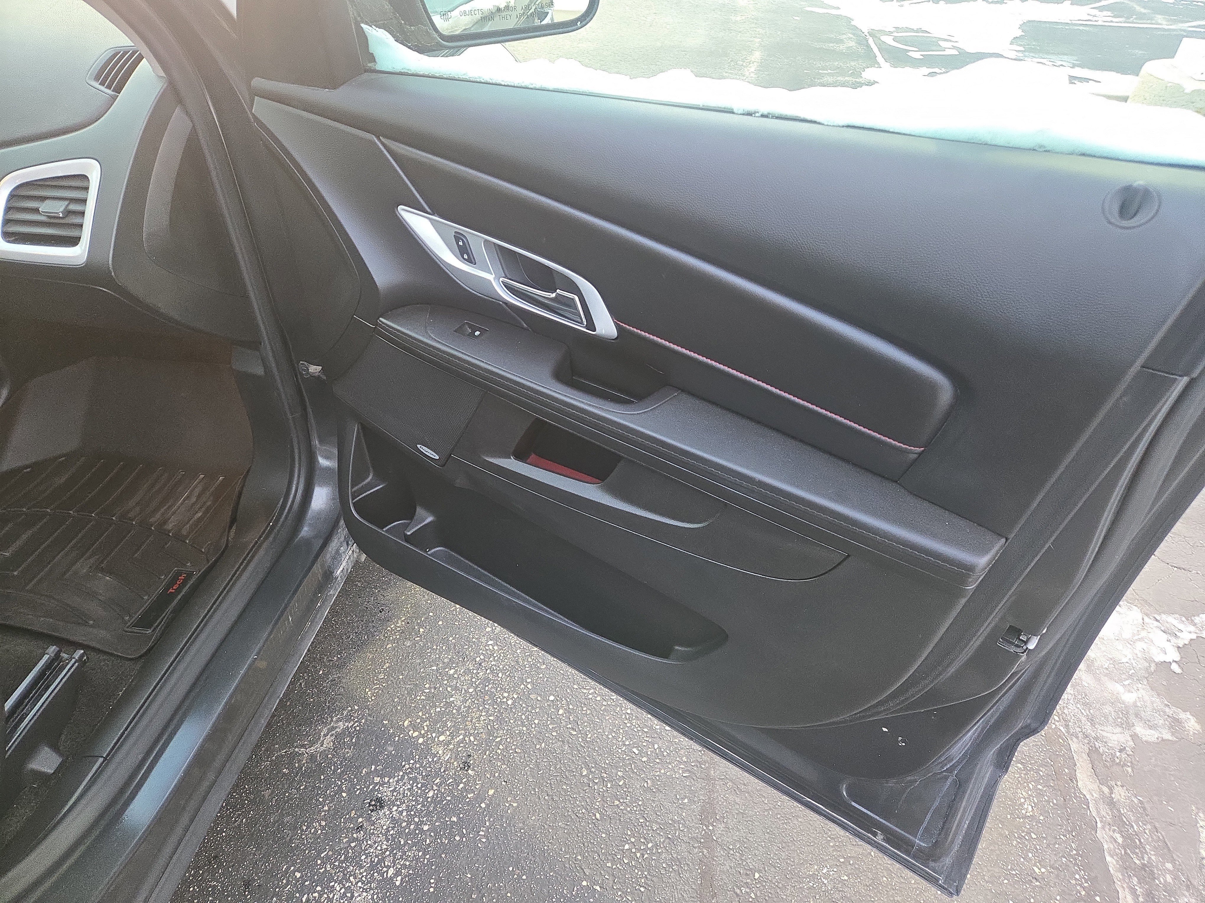 Used 2017 GMC Terrain SLT w/ Open Road Package image 24