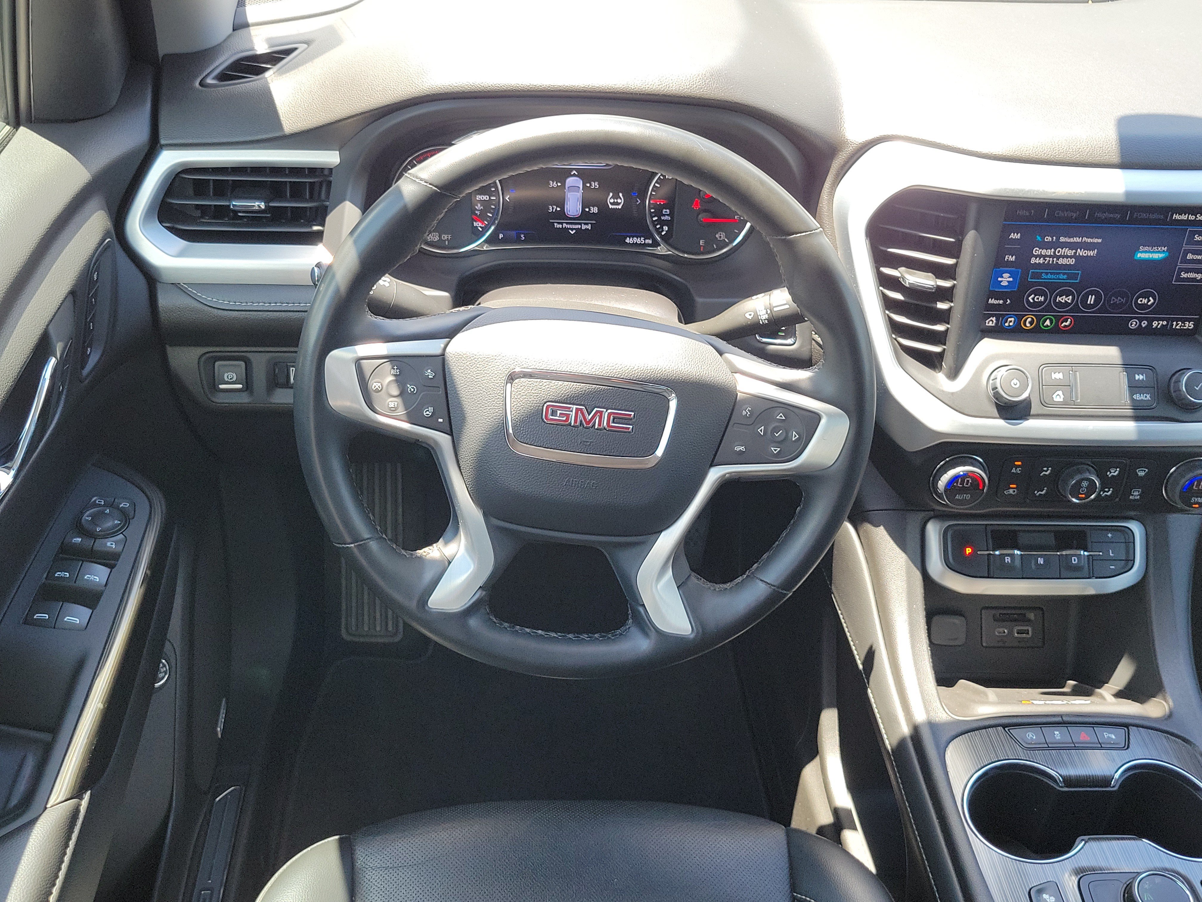 Used 2023 GMC Acadia SLT w/ Elevation Edition FWD image 17