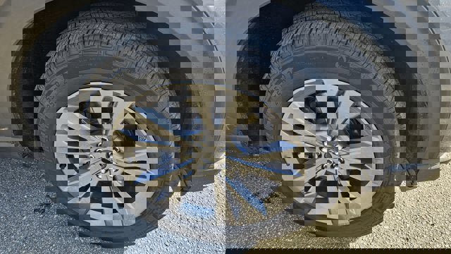 Certified 2025 Ford Explorer Active w/ Active Comfort Package image 9