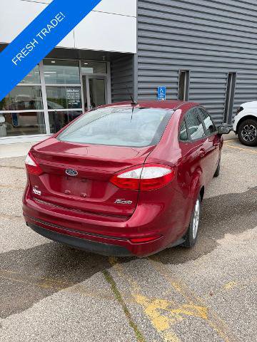 Certified 2017 Ford Fiesta SE FWD image 6