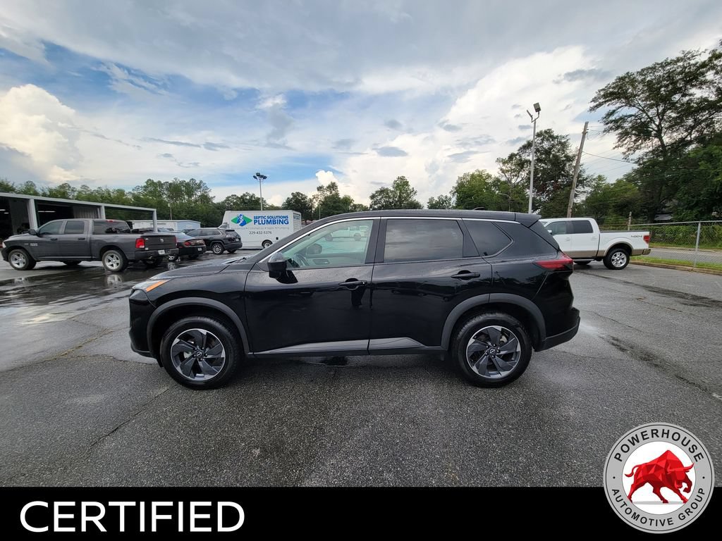 Used 2025 Nissan Rogue SV FWD image 3
