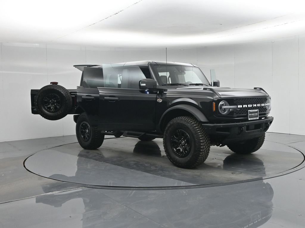 Certified 2024 Ford Bronco Wildtrak image 4